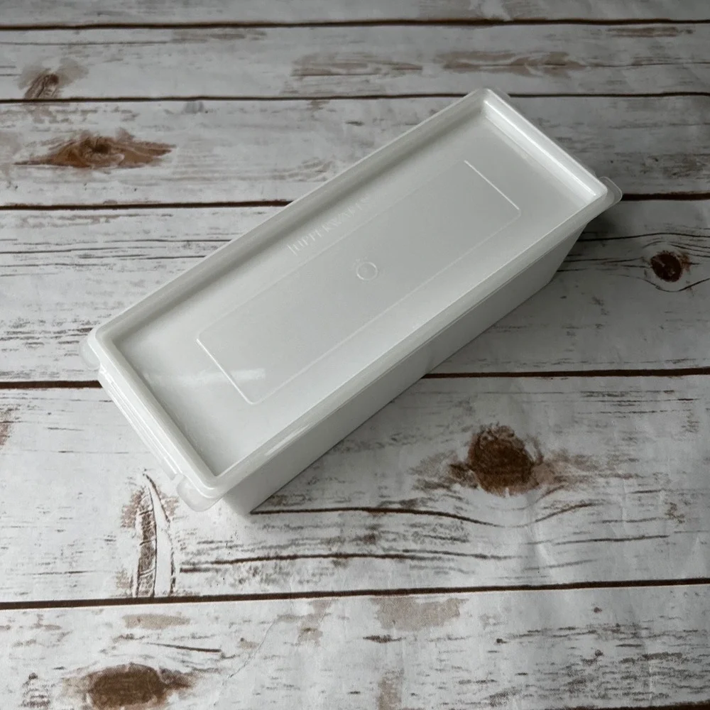 Tupperware Food Storage Container Frosted White Rectangular 11x4.5x3.75‎ Large